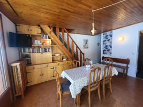 Duplex 65m² face aux pistes, balcon plein sud, 2 chambres, tout équipé, ascenseur - FR-1-266-157
